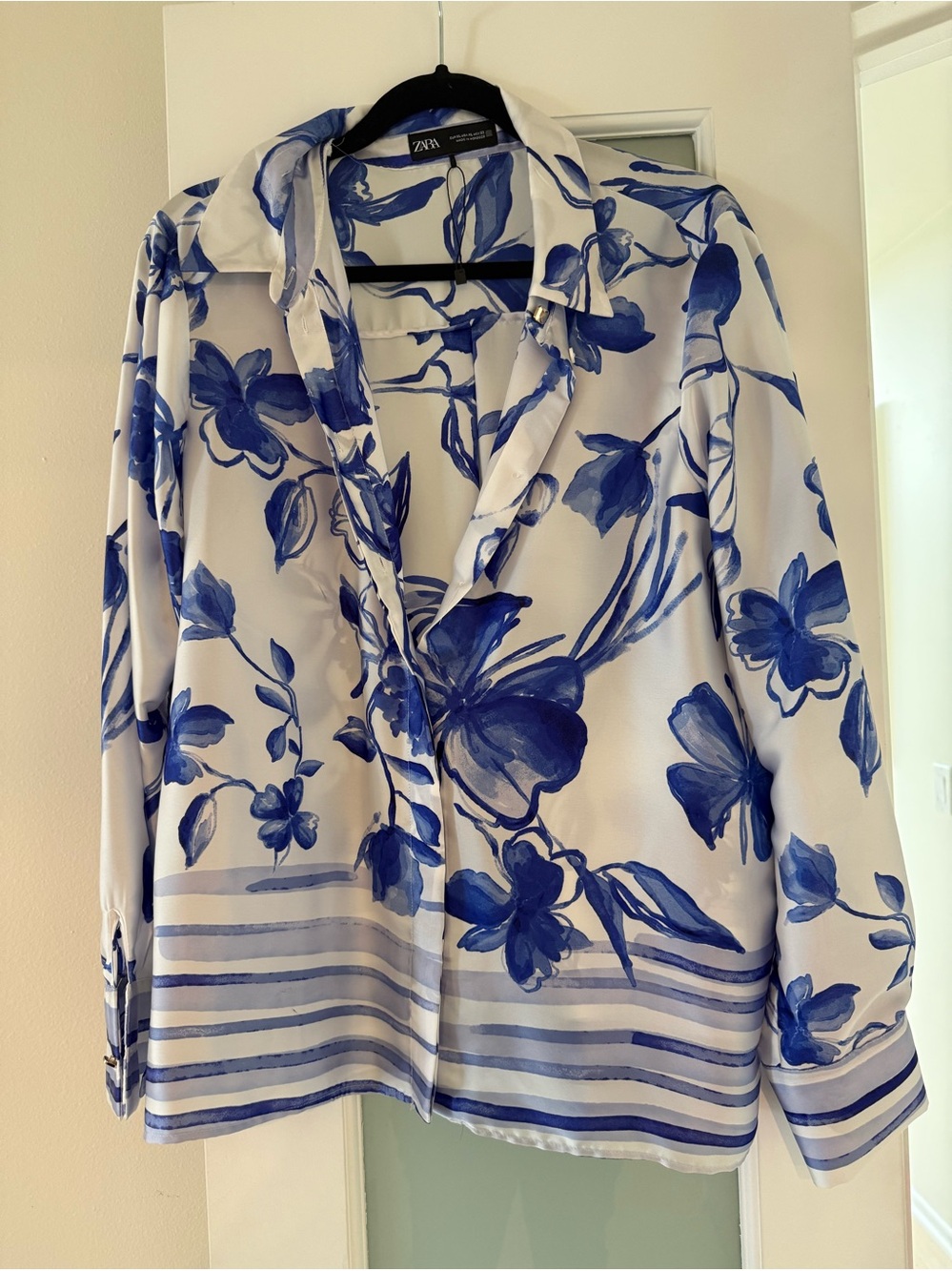 Zara collar blue print top NWOT XL
